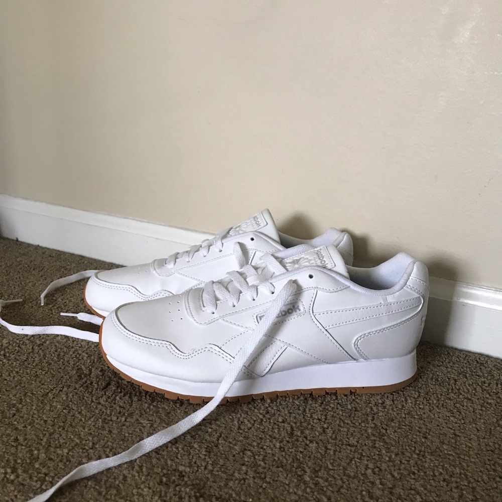 Classic Leather Women’s Reebok Shoes